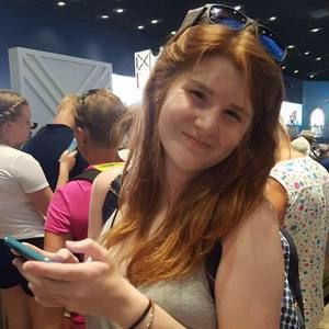 Meet your Posher, Abbey